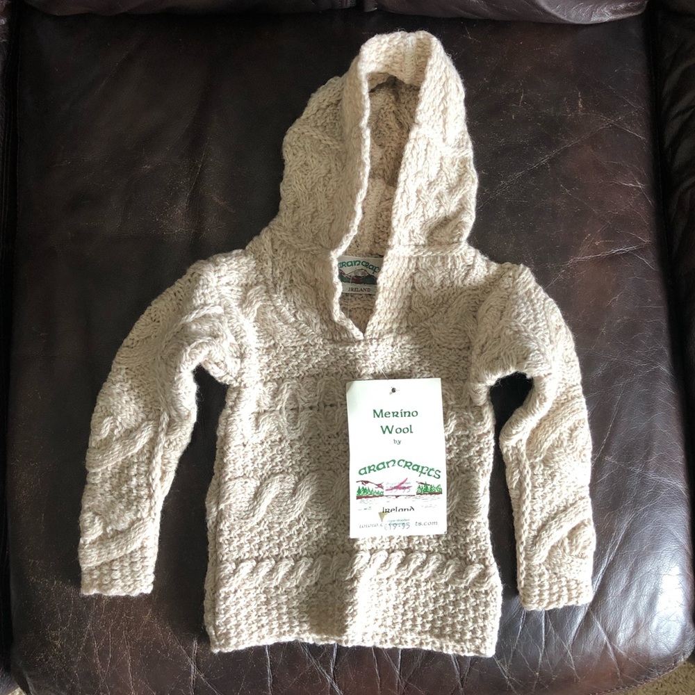 NWT Merino wool sweater w hood